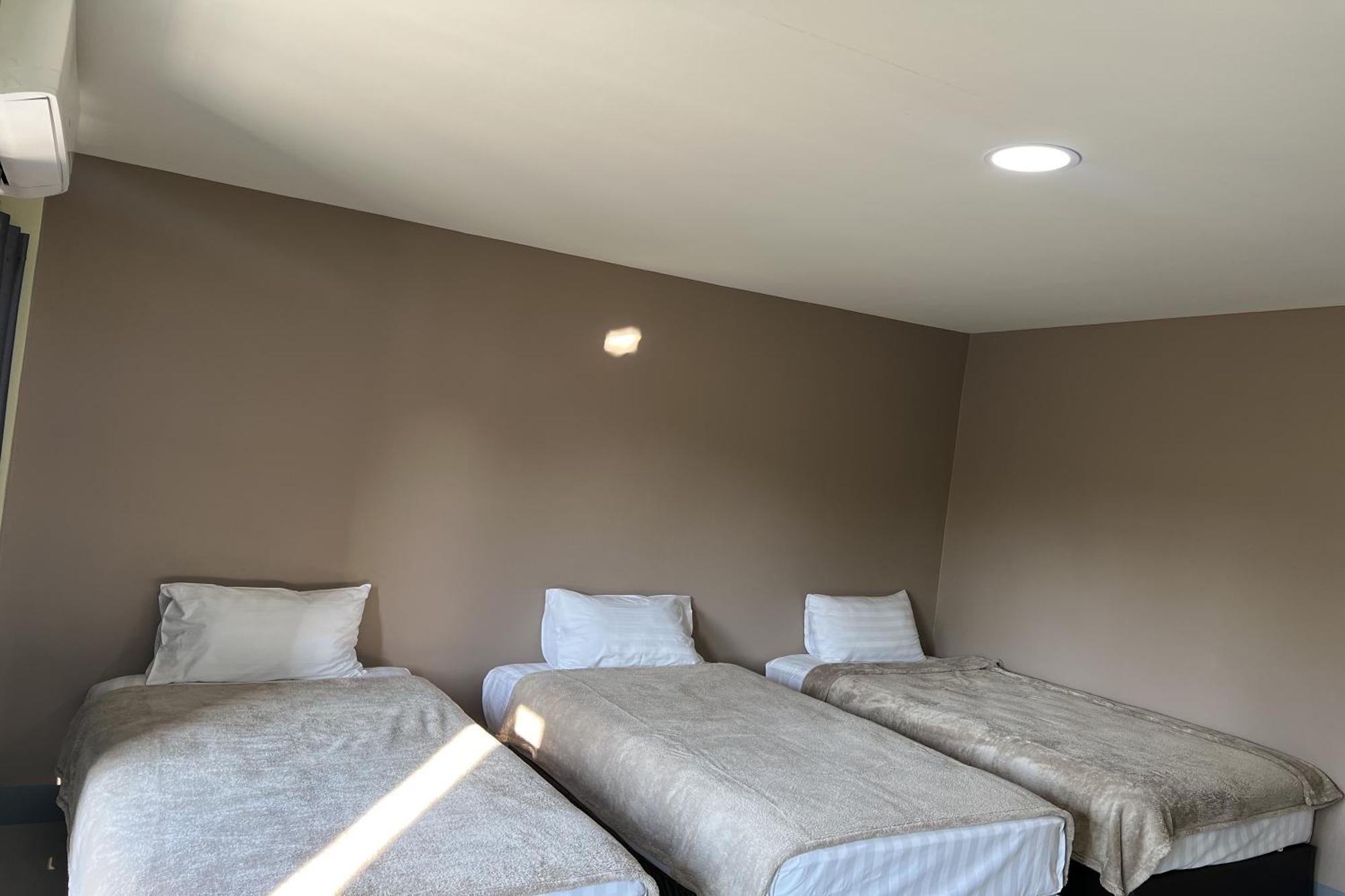 V Tharm Hotel Ούντον Τάνι Εξωτερικό φωτογραφία