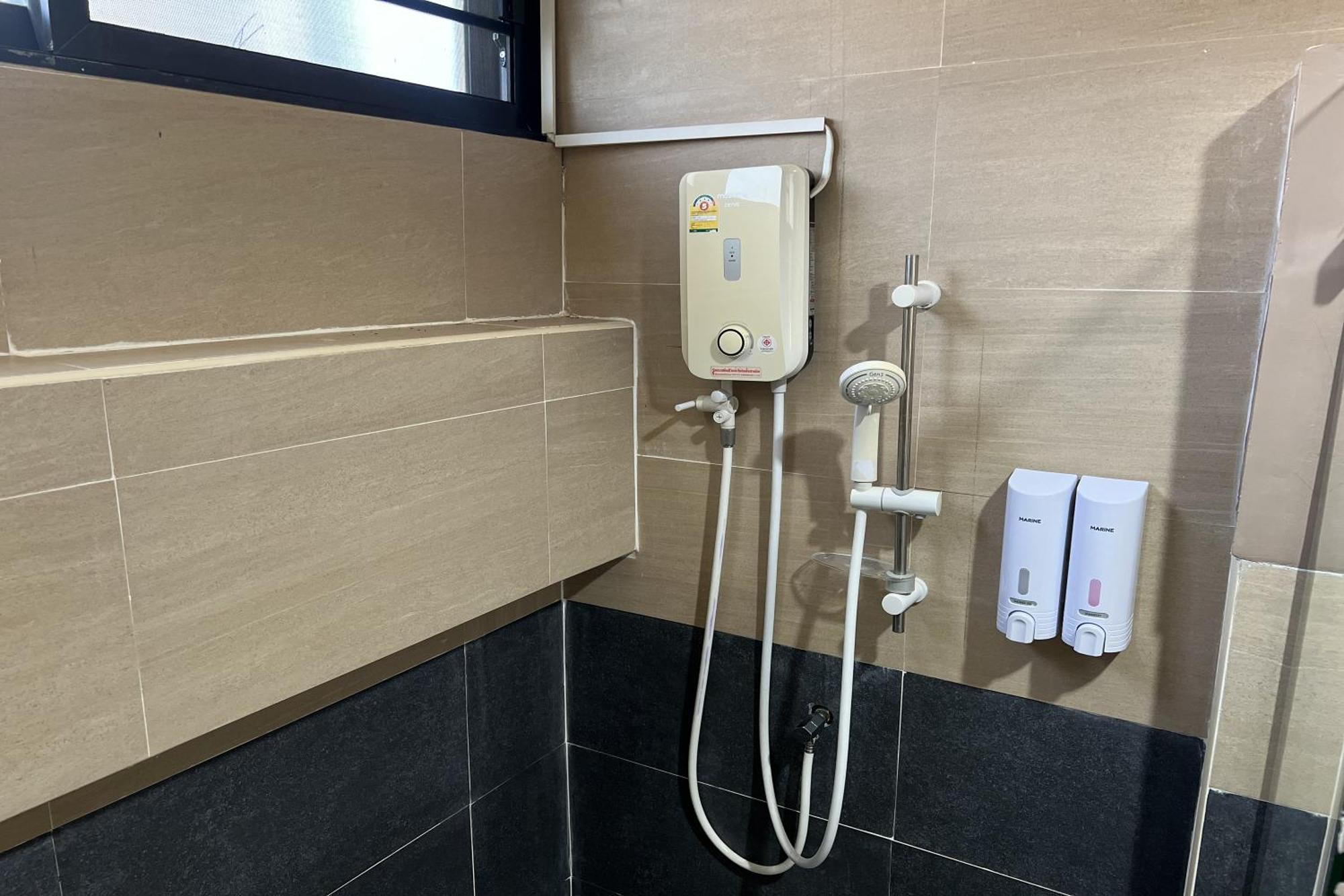V Tharm Hotel Ούντον Τάνι Εξωτερικό φωτογραφία