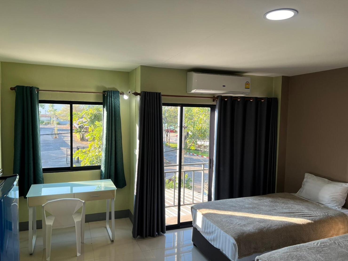 V Tharm Hotel Ούντον Τάνι Εξωτερικό φωτογραφία