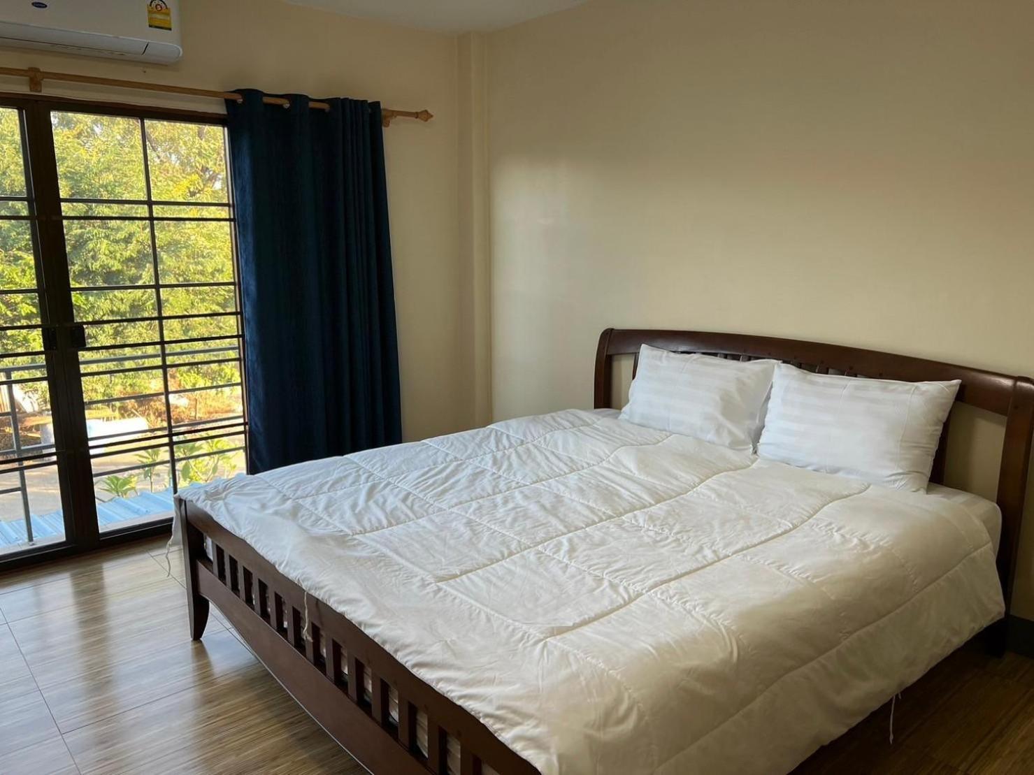 V Tharm Hotel Ούντον Τάνι Εξωτερικό φωτογραφία
